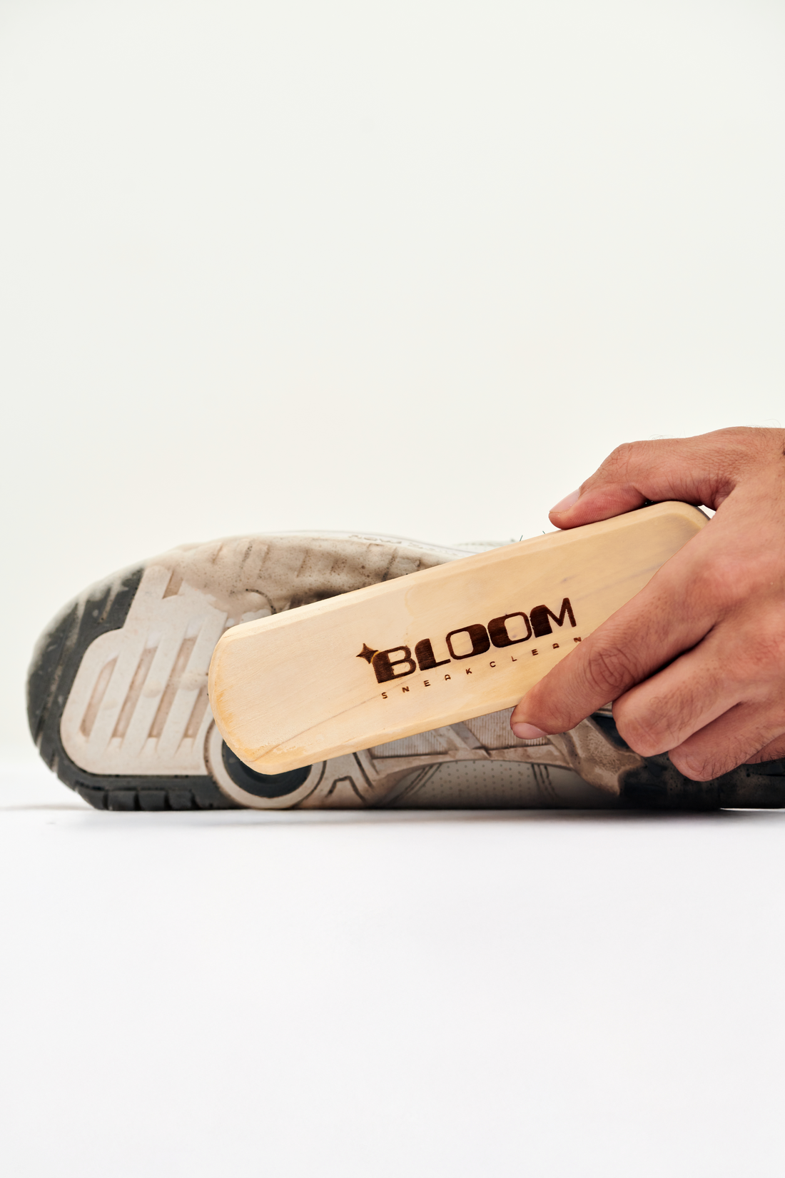 Bloom Specialized-Bristle Brush